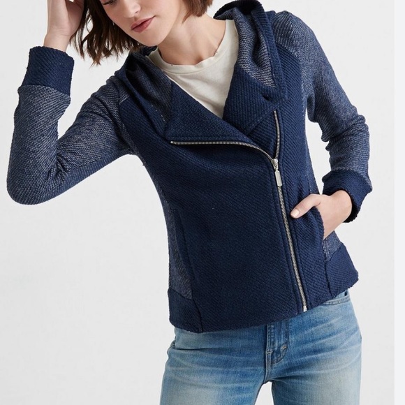 Lucky Brand Jackets & Blazers - Lucky Brand Blue Long Colorblocked Sleeve Moto Style Textured Jacket.